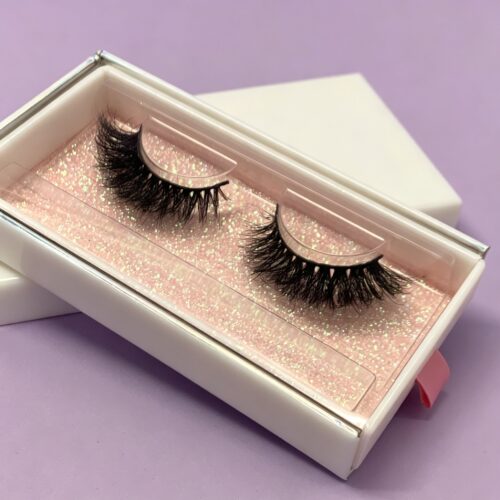 false eyelashes